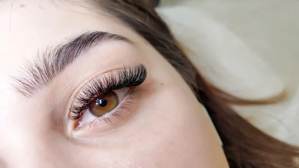 Why Is Personalized Lash Styling Essential for Your Beauty Business Success?